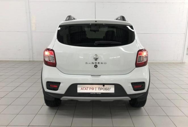 Renault Sandero II Рестайлинг с пробегом 2021 года, цена 1 385 000 рублей, 31466 км, хэтчбек, Автокод Объявления