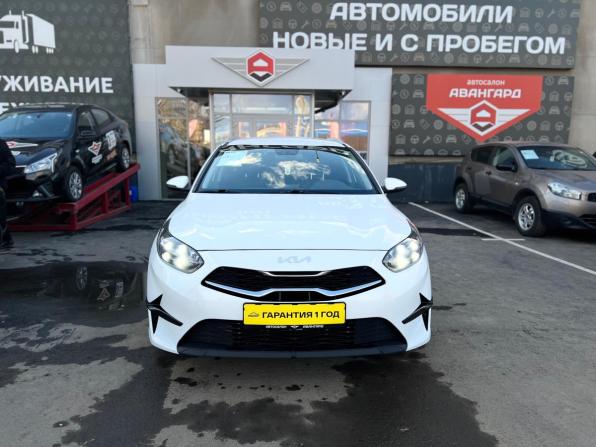 Kia Ceed III Рестайлинг с пробегом 2021 года, цена 1 950 000 рублей, 95000 км, универсал, Автокод Объявления