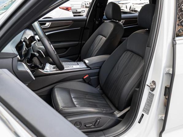 Audi A6 V (C8) Рестайлинг с пробегом 2022 года, цена 5 140 000 рублей, 38865 км, седан, Автокод Объявления