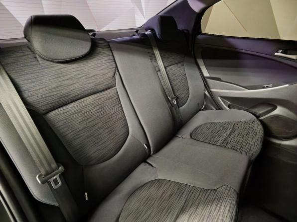 Hyundai Solaris I Рестайлинг с пробегом 2015 года, цена 743 000 рублей, 306324 км, седан, Автокод Объявления