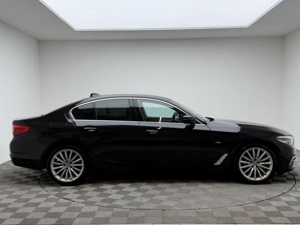 BMW 5 серии VII (G30/G31/G38) с пробегом 2017 года, цена 3 750 000 рублей, 99150 км, седан, Автокод Объявления