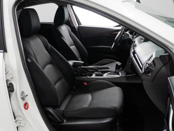 Mazda 3 III (BM) с пробегом 2014 года, цена 1 270 000 рублей, 198357 км, седан, Автокод Объявления