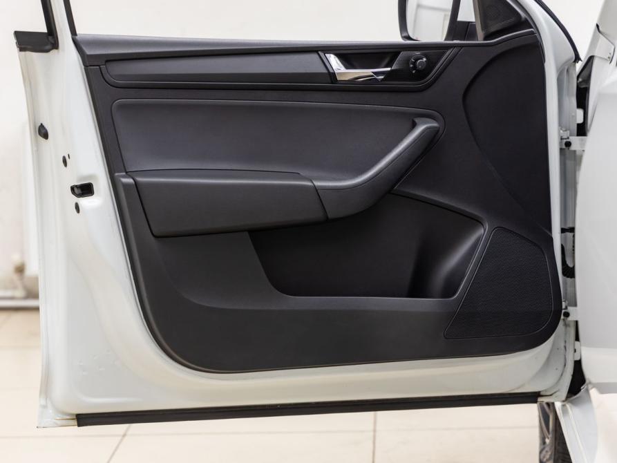 Skoda Rapid I Рестайлинг Волгоград  - изображение 28