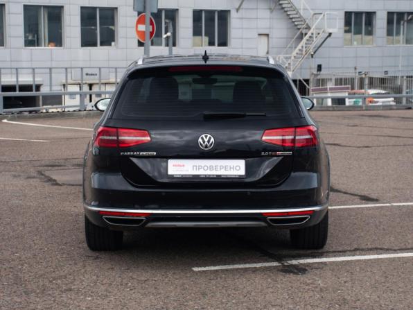 Volkswagen Passat B8 с пробегом 2017 года, цена 2 097 000 рублей, 276717 км, универсал, Автокод Объявления