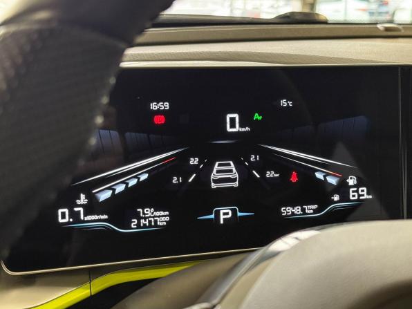 Geely Coolray I Рестайлинг с пробегом 2023 года, цена 2 035 000 рублей, 21477 км, внедорожник, Автокод Объявления