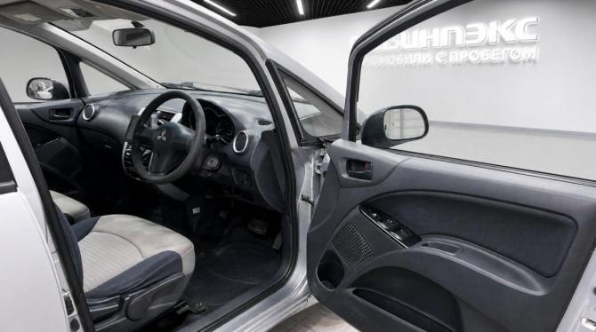 Mitsubishi Colt VI (Z20/Z30) с пробегом 2003 года, цена 340 000 рублей, 123758 км, хэтчбек, Автокод Объявления