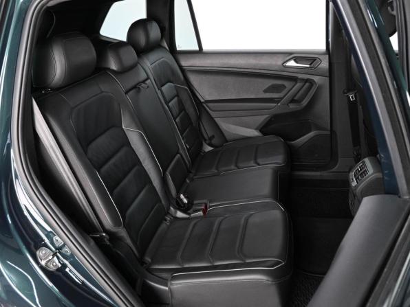 Volkswagen Tiguan II с пробегом 2018 года, цена 2 619 000 рублей, 109186 км, внедорожник, Автокод Объявления