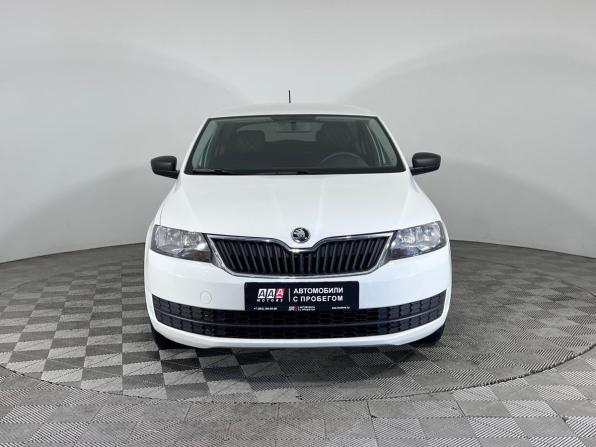 Skoda Rapid I с пробегом 2016 года, цена 1 045 000 рублей, 107609 км, лифтбек, Автокод Объявления