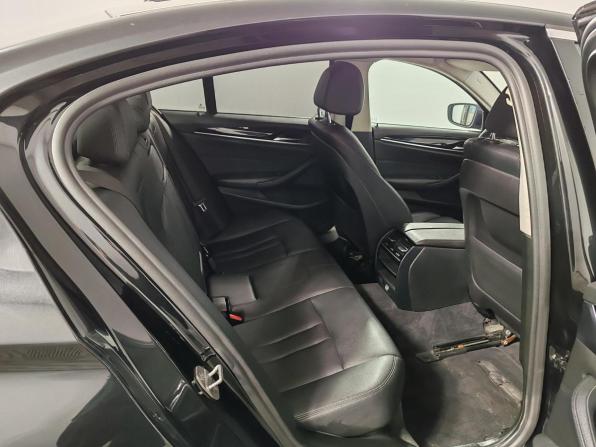 BMW 5 серии VII (G30/G31/G38) с пробегом 2018 года, цена 2 375 000 рублей, 175282 км, седан, Автокод Объявления