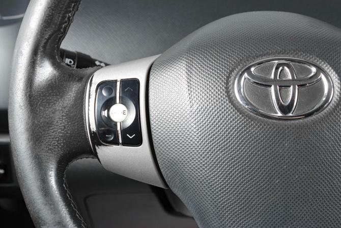 Toyota Yaris I Рестайлинг с пробегом 2006 года, цена 499 000 рублей, 242000 км, хэтчбек, Автокод Объявления