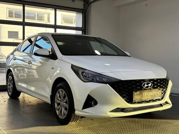 Hyundai Solaris II Рестайлинг с пробегом 2020 года, цена 1 499 000 рублей, 84000 км, седан, Автокод Объявления