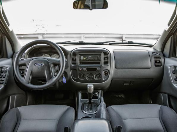Ford Escape I Рестайлинг с пробегом 2004 года, цена 568 000 рублей, 125192 км, внедорожник, Автокод Объявления