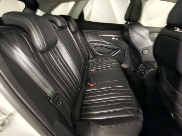 Peugeot 3008 II с пробегом 2019 года, цена 1 700 000 рублей, 122924 км, внедорожник, Автокод Объявления