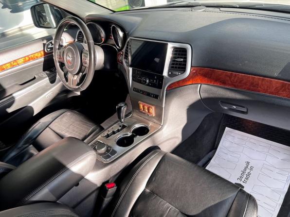 Jeep Grand Cherokee IV (WK2) с пробегом 2011 года, цена 1 990 000 рублей, 181345 км, внедорожник, Автокод Объявления