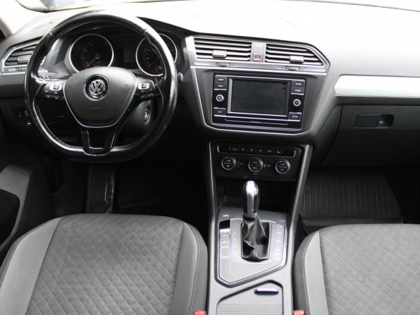 Volkswagen Tiguan II с пробегом 2017 года, цена 1 879 000 рублей, 141551 км, внедорожник, Автокод Объявления