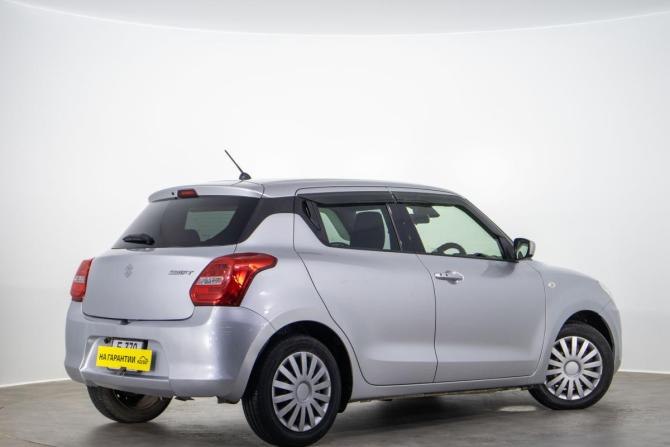Suzuki Swift V с пробегом 2018 года, цена 1 099 000 рублей, 140000 км, хэтчбек, Автокод Объявления