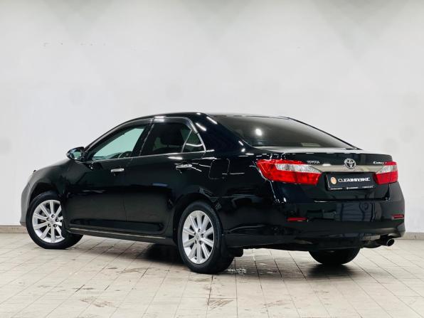 Toyota Camry VII (XV50) с пробегом 2014 года, цена 1 830 000 рублей, 176000 км, седан, Автокод Объявления