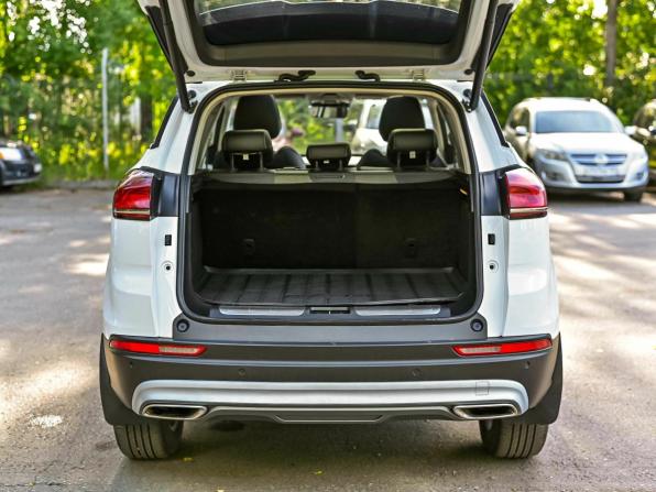 Geely Atlas Pro с пробегом 2022 года, цена 1 930 000 рублей, 51962 км, внедорожник, Автокод Объявления