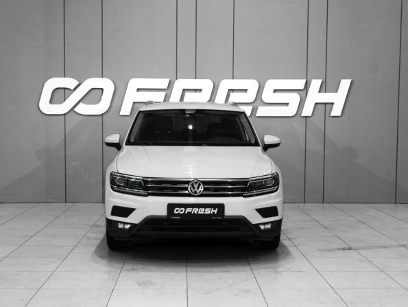 Volkswagen Tiguan II с пробегом 2018 года, цена 1 878 000 рублей, 245306 км, внедорожник, Автокод Объявления