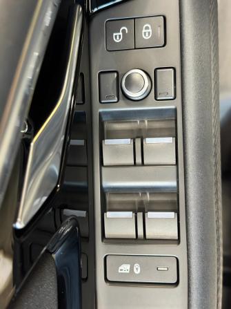 Land Rover Range Rover Evoque II с пробегом 2020 года, цена 3 099 000 рублей, 107000 км, внедорожник, Автокод Объявления