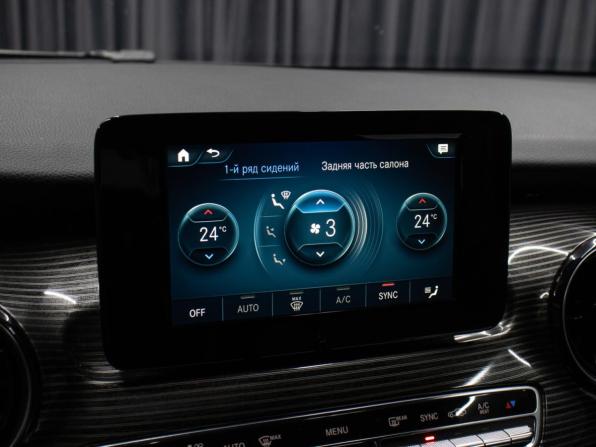 Mercedes-Benz V-Класс III (W447) Рестайлинг с пробегом 2022 года, цена 7 498 000 рублей, 52783 км, минивэн, Автокод Объявления