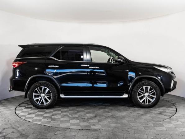 Toyota Fortuner II с пробегом 2018 года, цена 2 999 000 рублей, 157642 км, внедорожник, Автокод Объявления