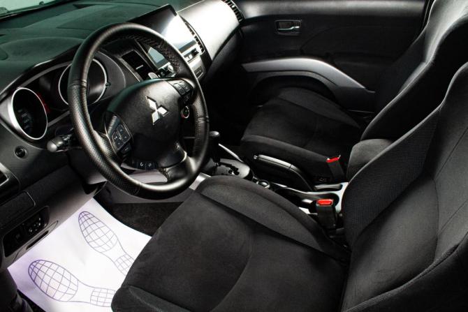 Mitsubishi Outlander II с пробегом 2008 года, цена 999 000 рублей, 196709 км, внедорожник, Автокод Объявления