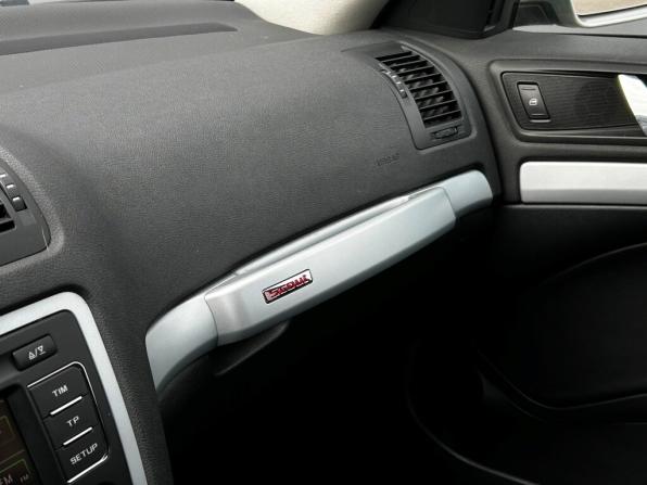 Skoda Octavia II (A5) Рестайлинг с пробегом 2011 года, цена 1 048 700 рублей, 227842 км, универсал, Автокод Объявления