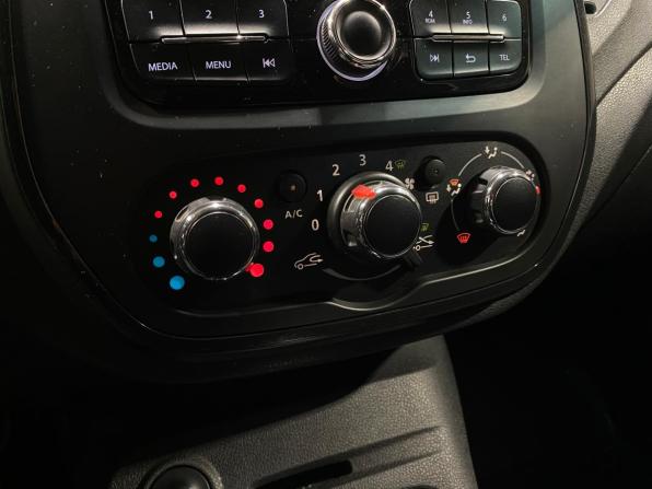 Renault Kaptur I с пробегом 2018 года, цена 1 299 000 рублей, 108749 км, внедорожник, Автокод Объявления