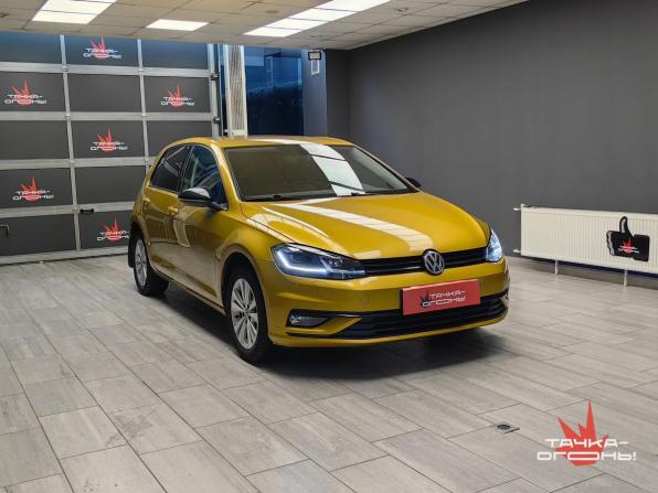 Volkswagen Golf VII Рестайлинг с пробегом 2018 года, цена 1 788 000 рублей, 113000 км, хэтчбек, Автокод Объявления