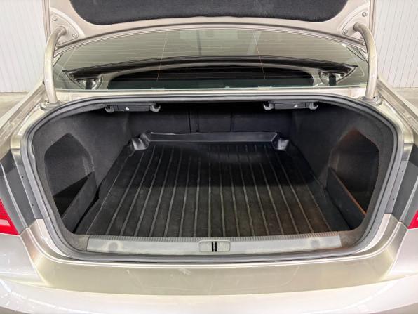 Volkswagen Passat B7 с пробегом 2012 года, цена 997 000 рублей, 254277 км, седан, Автокод Объявления