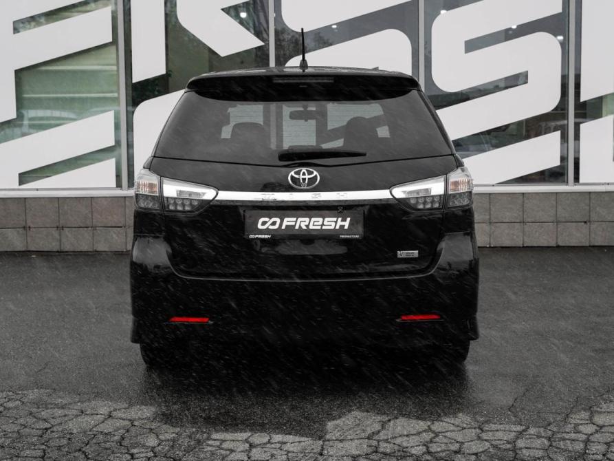 Toyota Wish II Рестайлинг Челябинск  - изображение 4