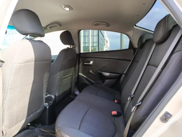 Kia Rio III Рестайлинг с пробегом 2015 года, цена 1 035 000 рублей, 105571 км, седан, Автокод Объявления