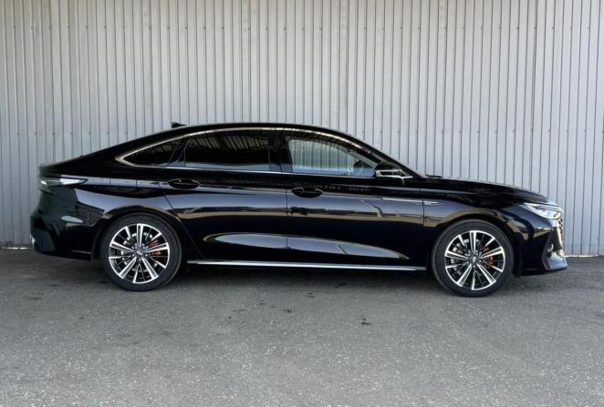 Chery Arrizo 8 с пробегом 2023 года, цена 1 985 000 рублей, 23890 км, седан, Автокод Объявления