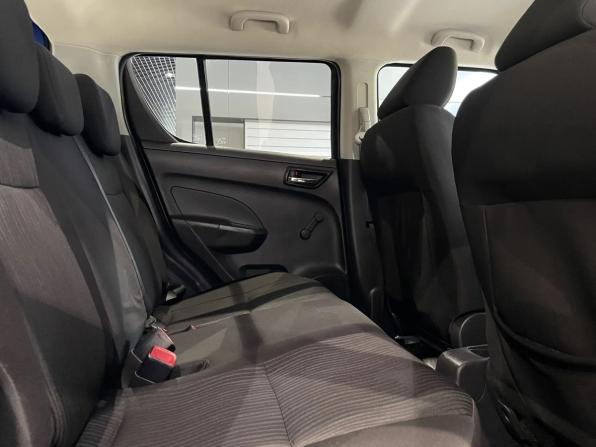 Suzuki Swift IV с пробегом 2011 года, цена 750 000 рублей, 176080 км, хэтчбек, Автокод Объявления