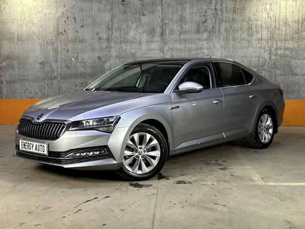 Skoda Superb III Рестайлинг с пробегом 2021 года, цена 2 500 000 рублей, 90403 км, лифтбек, Автокод Объявления