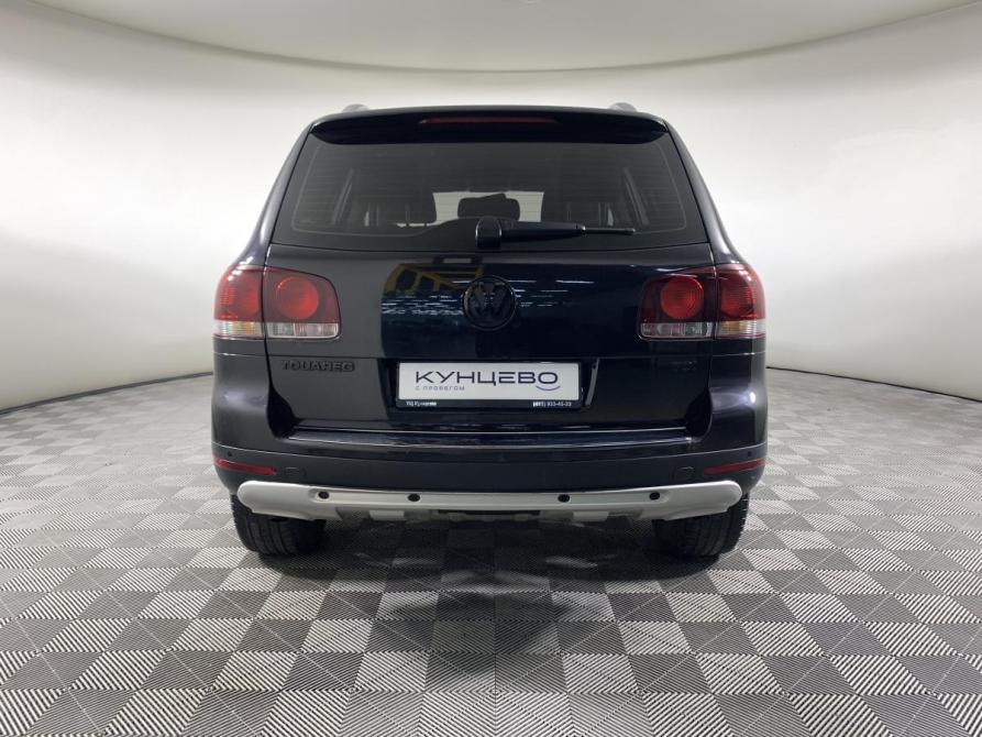Volkswagen Touareg I Рестайлинг Москва  - изображение 6