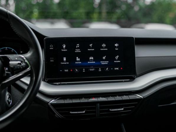 Skoda Octavia IV (A8) с пробегом 2021 года, цена 1 875 000 рублей, 176050 км, лифтбек, Автокод Объявления