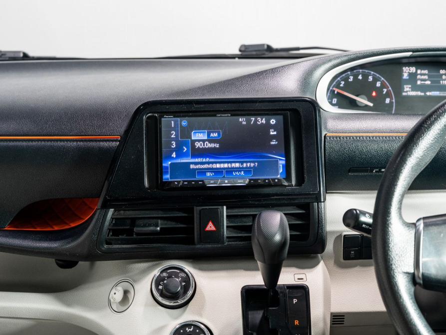 Toyota Sienta II Чита  - изображение 10