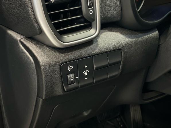 Kia Sportage IV Рестайлинг с пробегом 2021 года, цена 2 395 000 рублей, 112500 км, внедорожник, Автокод Объявления