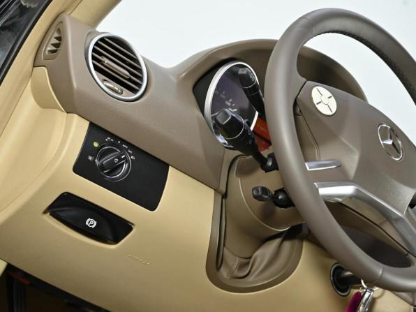 Mercedes-Benz M-Класс II (W164) Рестайлинг с пробегом 2011 года, цена 1 299 000 рублей, 158000 км, внедорожник, Автокод Объявления