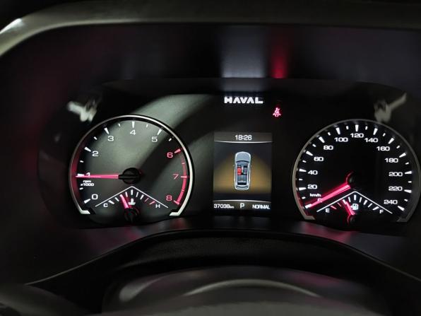 Haval Jolion I Рестайлинг с пробегом 2024 года, цена 1 835 000 рублей, 37000 км, внедорожник, Автокод Объявления