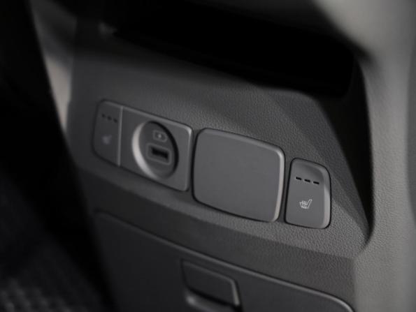 Kia Carnival III с пробегом 2018 года, цена 2 549 000 рублей, 109280 км, минивэн, Автокод Объявления