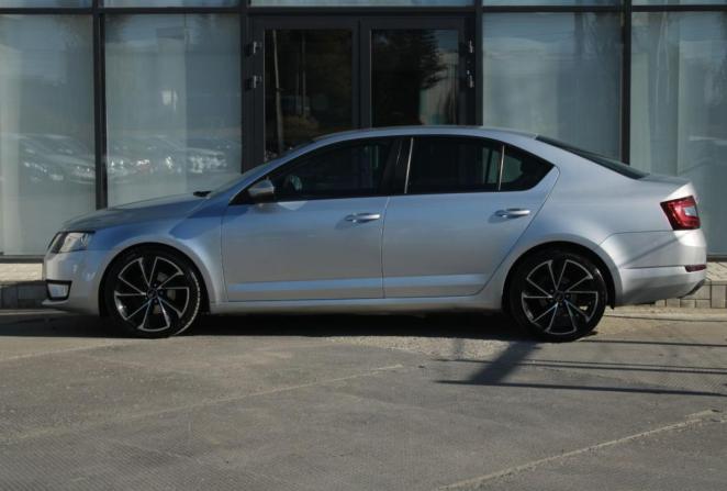 Skoda Octavia III (A7) с пробегом 2015 года, цена 1 690 000 рублей, 129549 км, лифтбек, Автокод Объявления