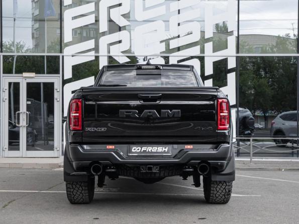 Ram 1500 V Рестайлинг с пробегом 2025 года, цена 9 800 000 рублей, 1572 км, offers.body_type.unknown, Автокод Объявления