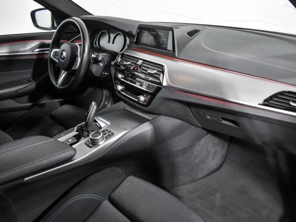 BMW 5 серии VII (G30/G31/G38) с пробегом 2019 года, цена 3 900 000 рублей, 100000 км, седан, Автокод Объявления