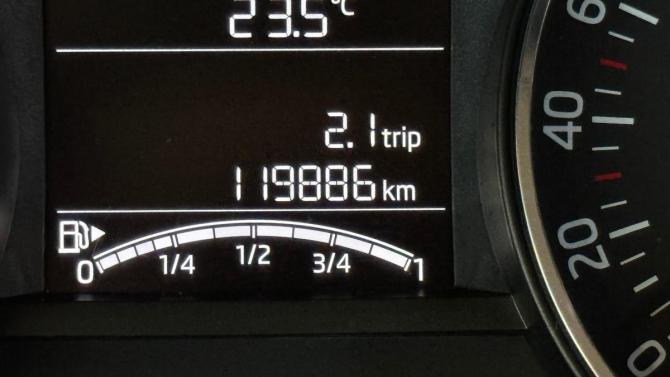 Skoda Rapid I с пробегом 2016 года, цена 1 075 000 рублей, 119884 км, лифтбек, Автокод Объявления