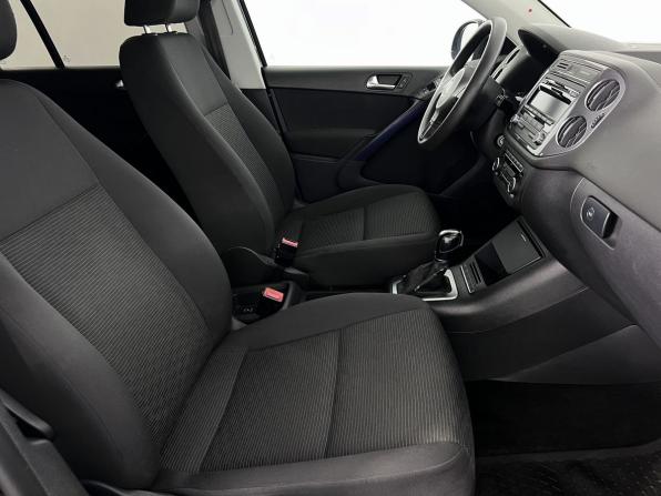 Volkswagen Tiguan I Рестайлинг с пробегом 2011 года, цена 1 200 000 рублей, 200649 км, внедорожник, Автокод Объявления