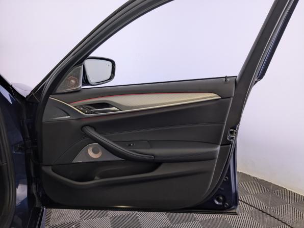 BMW 5 серии VII (G30/G31/G38) с пробегом 2019 года, цена 5 261 600 рублей, 136185 км, седан, Автокод Объявления