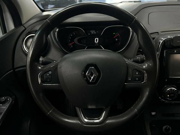 Renault Kaptur I с пробегом 2017 года, цена 1 599 000 рублей, 125000 км, внедорожник, Автокод Объявления